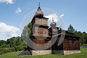 Dřevěný kostel sv Paraskieva v obci Dobroslava, Slovensko