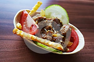 greek gyros with potatoe fries