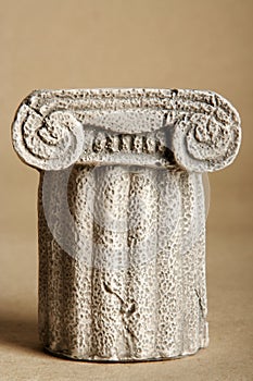 Greeks pillar model