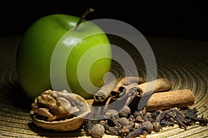 Green apple and walnut