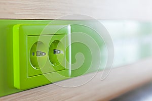 Green appliance receptacle for charging