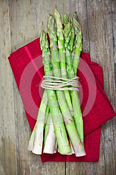 Green asparagus