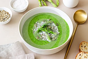 Green asparagus cream soup. Healthy eating. Vegetarian food. Diet