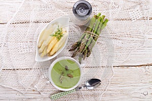 Green asparagus soup