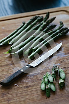 Green asparagus whole and cut