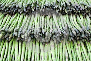 Green asparaguses