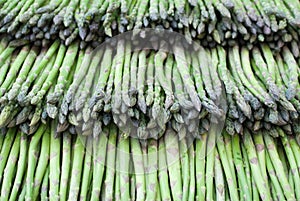 Green asparaguses