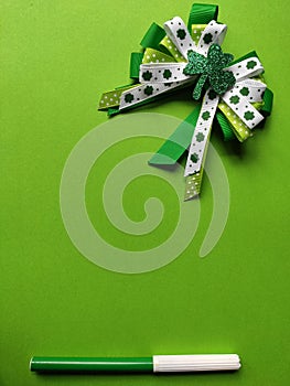 Green background with copy space. Saint Patrick& x27;s decoration. Write your own text. Personalize your message