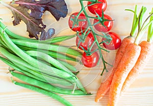 Green beans, Cherry tomatoes, baby Carrots and salad leaves