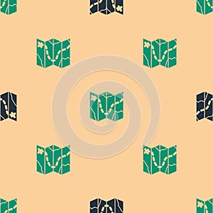 Green and black Golf course layout icon isolated seamless pattern on beige background. Vector