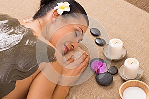 Green Clay Treatment At Spa