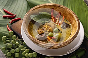 Green curry Kaeng kheiyw hwan