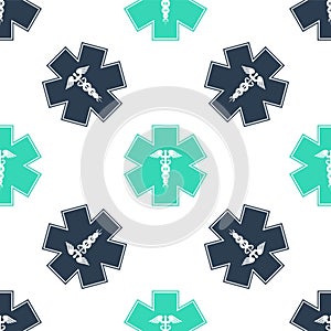 Green Emergency star - medical symbol Caduceus snake with stick icon isolated seamless pattern on white background. Star