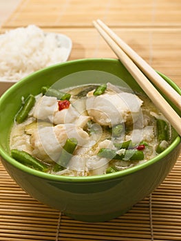 Green fish curry