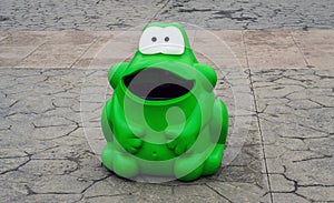 Green frog trash can