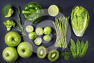 Green healphy vegetables and fruits