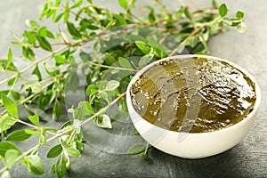 green henna paste made of lowsonia leaves