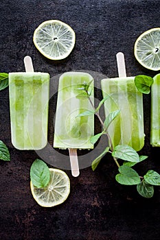 Green juice popsicles