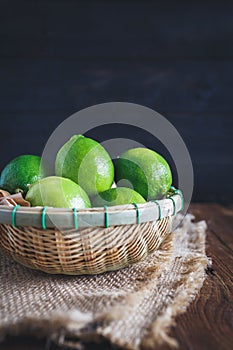 Green Lemons