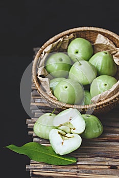 Green Mountain Apples