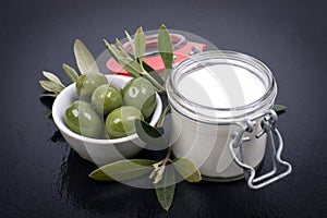 Green olives and cosmetics