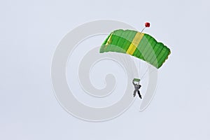 Green Para-glide