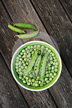 Green peas in a bowl photo