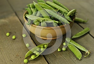 Green peas in a bowl