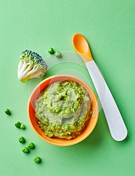 Green peas and broccoli baby puree from above