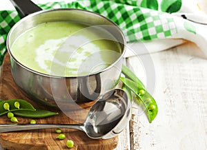 Green peas soup