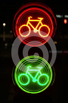 Green and red traffic light for bicyclists