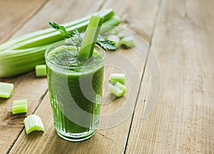 Green smoothie with celery and spinach