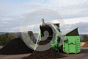 Green starscreen machine is producing biomass or reduces organic material.