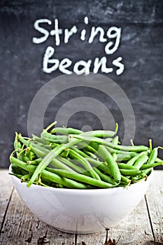 Green string beans in a bowl