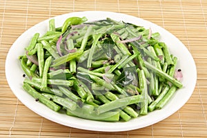 Green string beans dish
