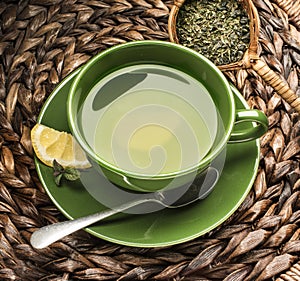 Verde tè 