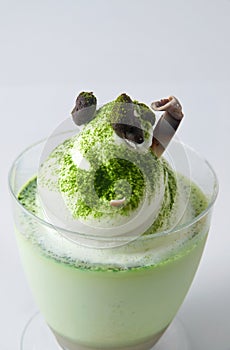 Green tea mousse