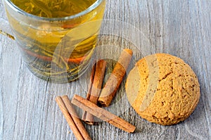 Green tea and oat cookie