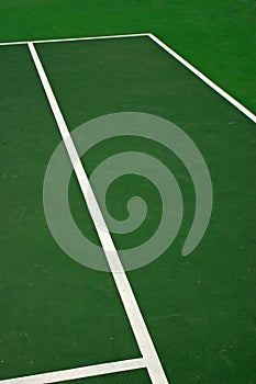 Verde tenis la corte 