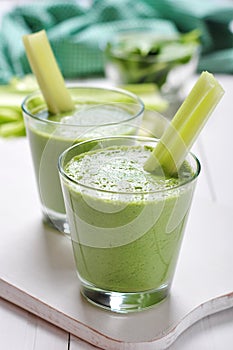 Green vegetable smoothie