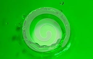 Green water drop splash crown