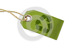 Green wooden hang tag with recycle logo