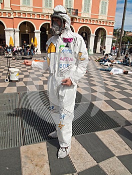 Greenpeace protest, Nice