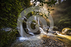 Grenjengan kembar waterfall