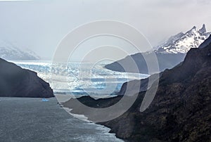 The Grey glacier, in a view from the W trekking circuit