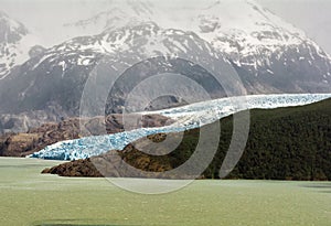 The Grey glacier, in a view from the W trekking circuit