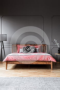 Grey and pink minimal bedroom