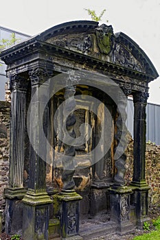 Greyfriars kirkyard - ornamented tombstone - IV - Edinburgh