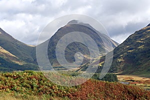 An Grianan and Stob Dubh in autumn.