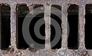 Grid manhole cover